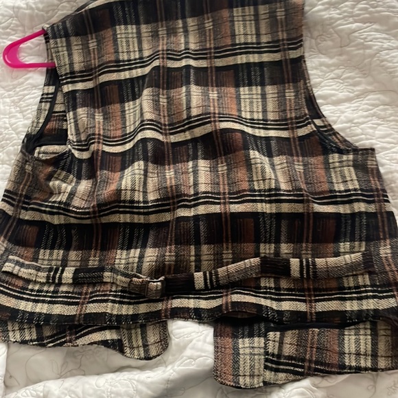 Fall vest - Picture 3 of 4